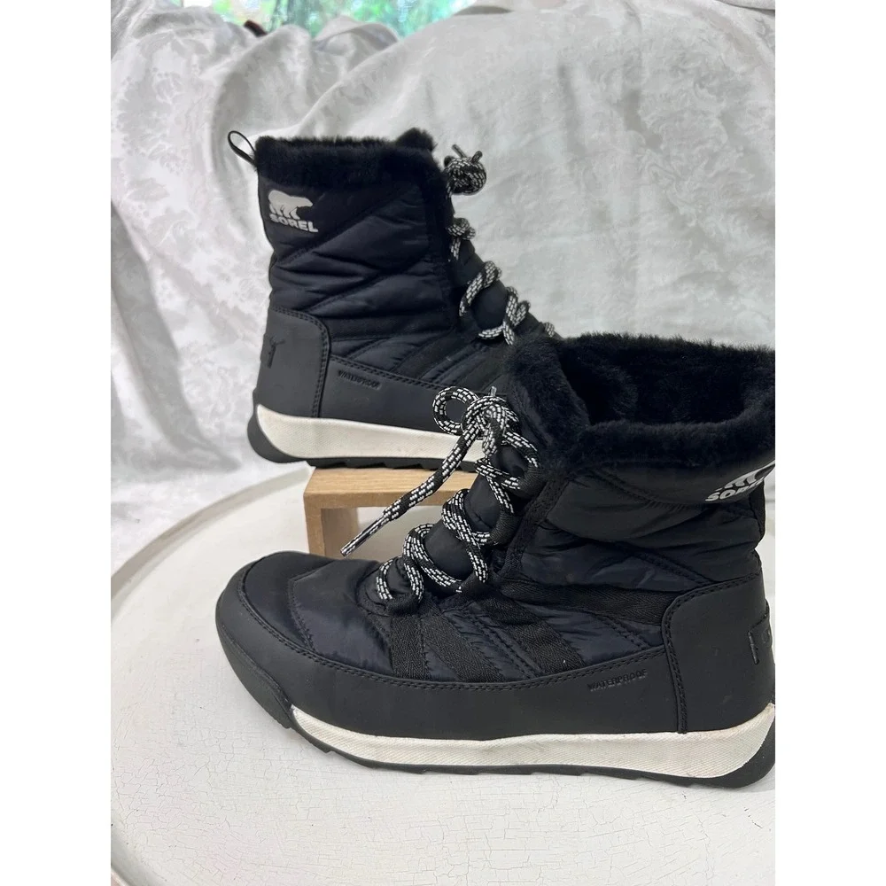 Sorel Whitney II Short Lace Waterproof Black Winter Boots Faux Fur Kids